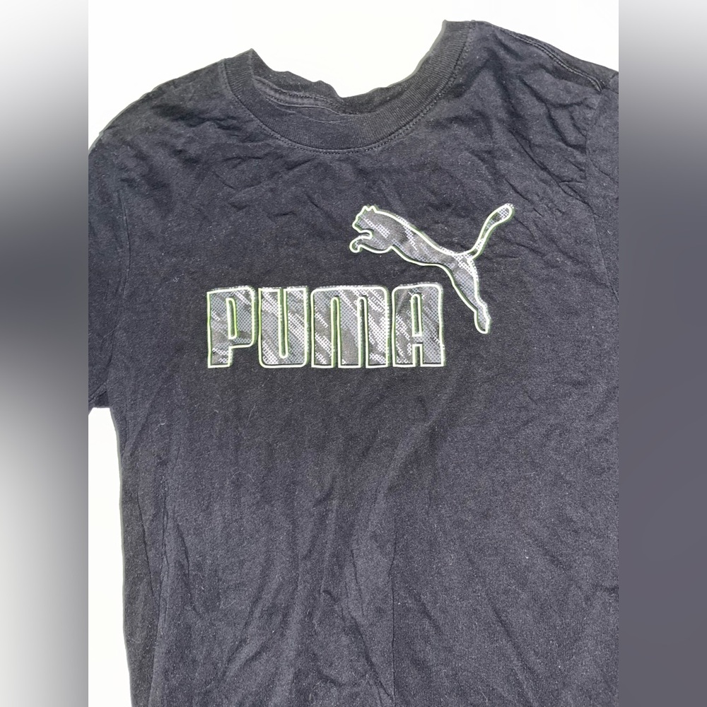 💙 Puma Athletic Neon Graphic Shirt